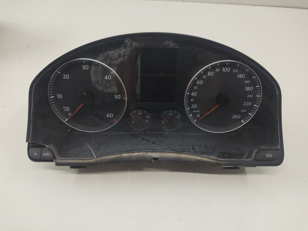 Ceasuri Bord VW Golf V 1K0920851B