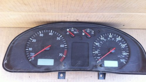 Ceasuri bord VW Passat B5 (Anglia ) cod 