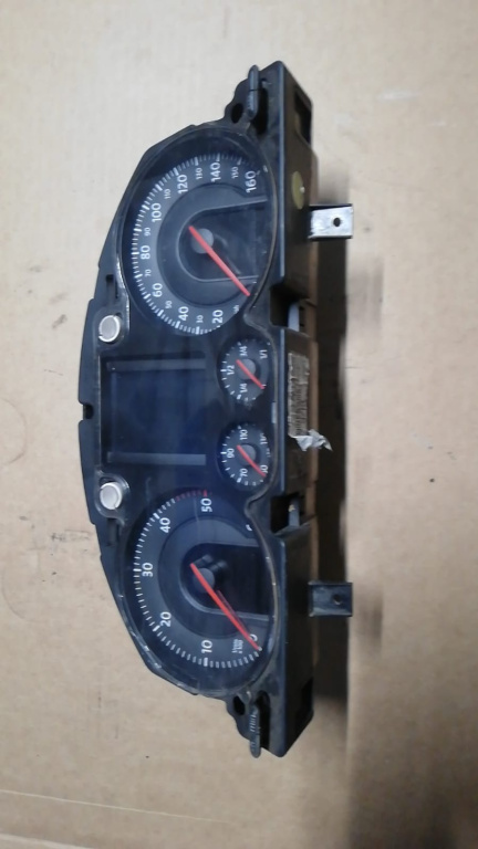 Ceasuri bord VW Passat B6 GB (M00430)