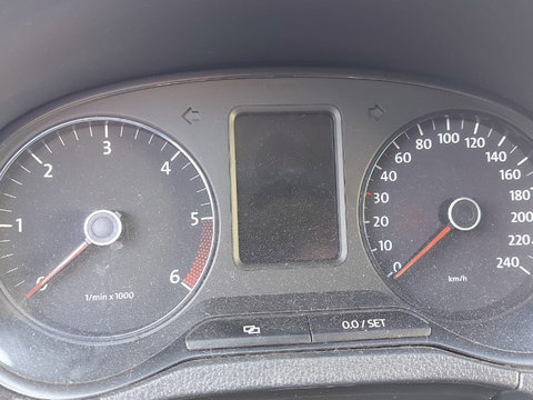 Ceasuri Bord VW Polo 6R 1.6 TDI