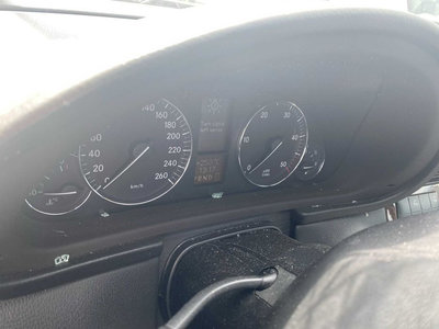 Ceasuri de bord Mercedes C220 CDI W203 Automat 200