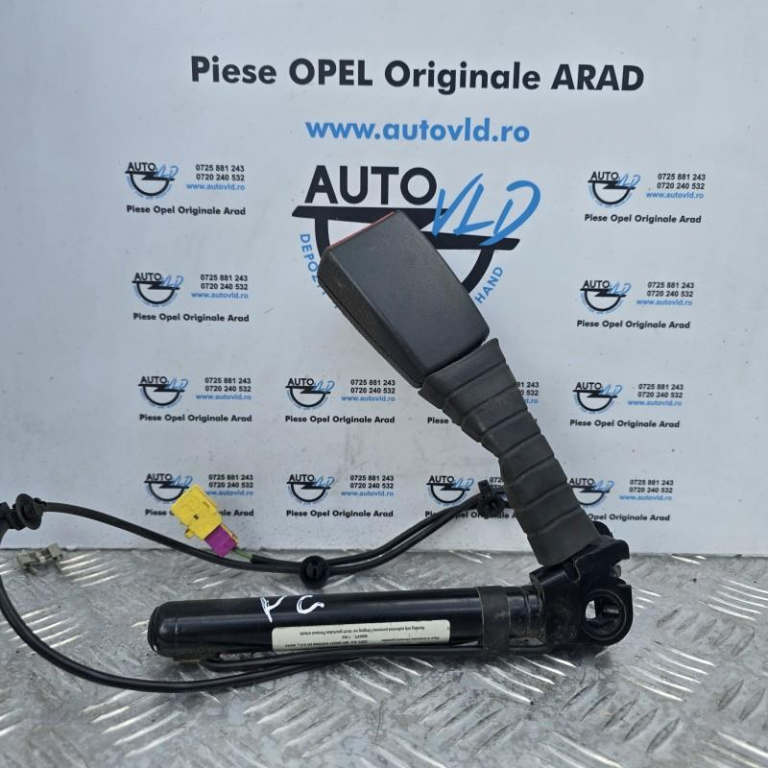 Centura de siguranta pretensionare dreapta fata Opel Signum facelift 2005-2008 24465104F
