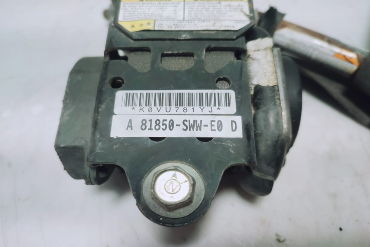 Centura de siguranta stanga fata a81850-