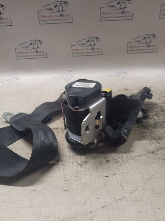 Centura dreapta fata cu capsa Volkswagen Passat B7 2009, 809823301F / 1T0857819B