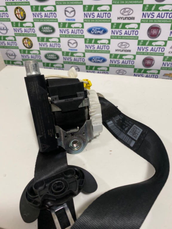 Centura siguranta dreapta fata VW Passat