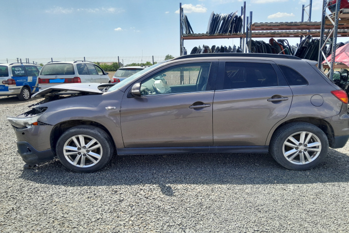 Centura siguranta fata dreapta Mitsubishi ASX [2010 - 2012] Crossover 1.8 DI-D MT 4WD (147 hp)