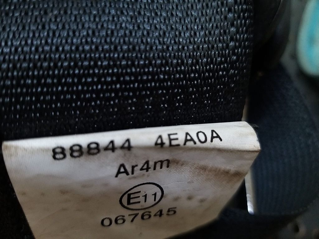 Centura siguranta spate nissan qashqai 2