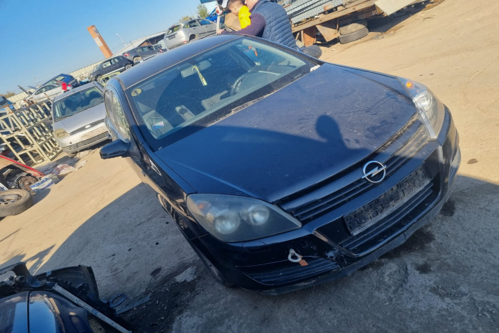 Centura siguranta spate stanga Opel Astra H [2004 