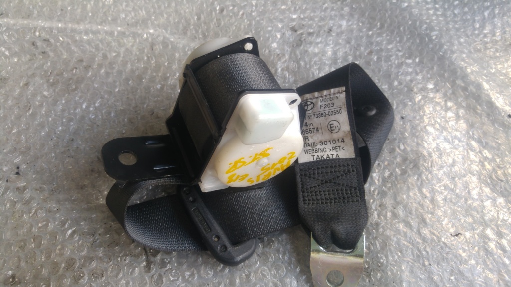 Centura siguranta stanga spate toyota auris e18 2012-2018 73360-02550