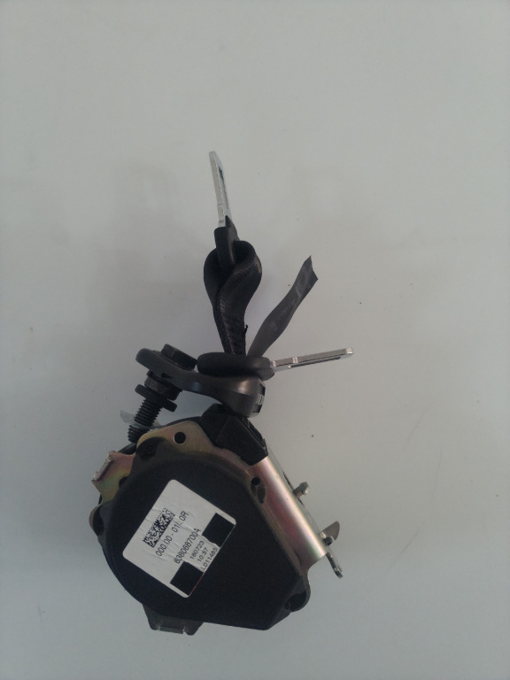 Centura spate mijloc Dacia Duster an 2022 cod piesa 638068700a