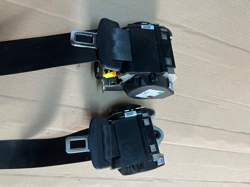 Centura stanga dreapta Ford Focus 4 6506