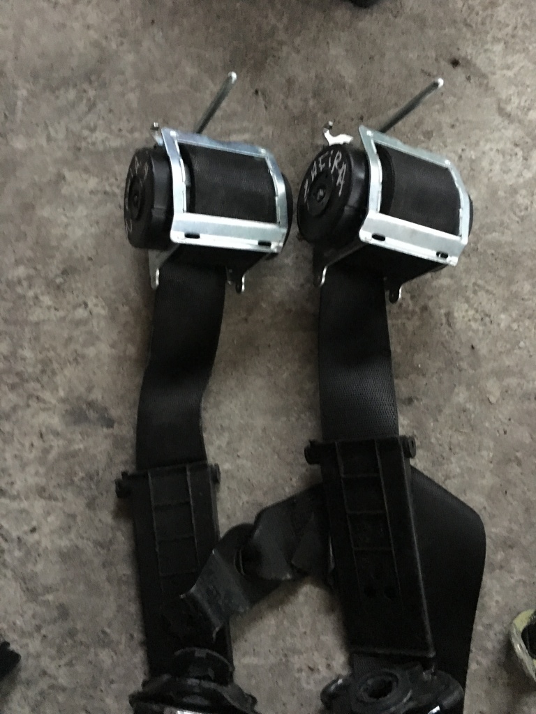 Centuri de siguranta Opel Zafira 604512200 560834901D