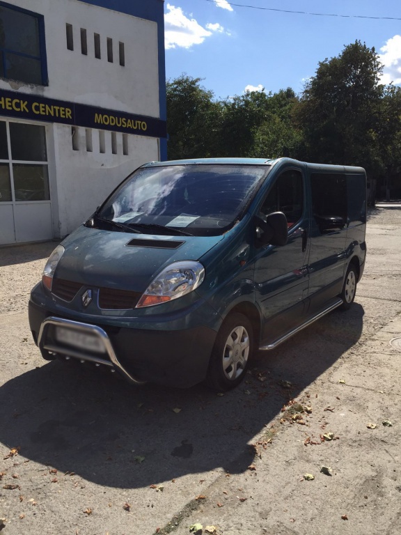 Centuri fata Renault Trafic 2.0 2007 Diesel