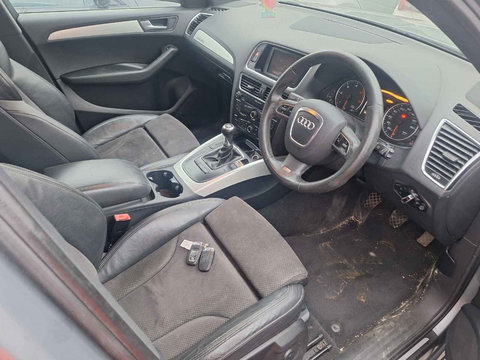 Centuri siguranta fata Audi Q5 2011 SUV 2.0 CJCA