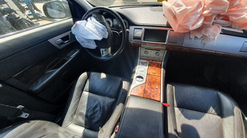 Centuri siguranta fata Jaguar XF 2008 be