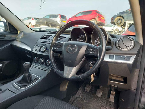 Centuri siguranta fata Mazda 3 2013 HATCHBACK 1.6 D