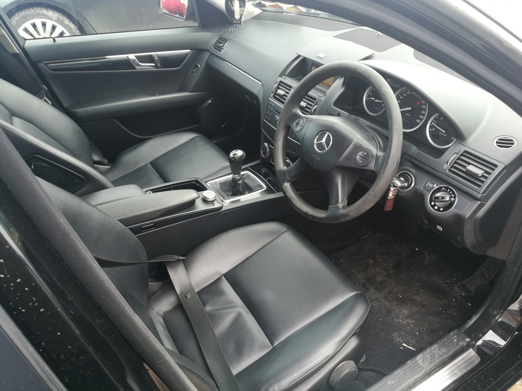 Centuri siguranta fata Mercedes C-CLASS 