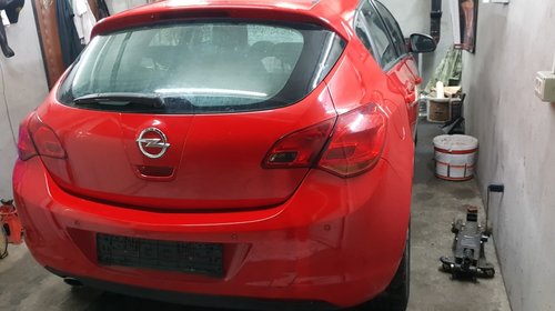 Centuri siguranta fata Opel Astra J 2011