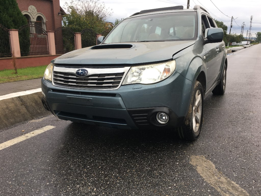 Centuri siguranta fata Subaru Forester 2009 SUV 2.0 d