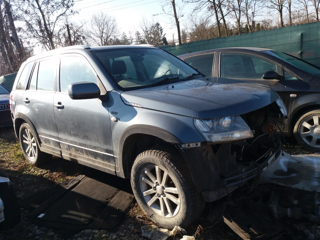 Centuri siguranta fata Suzuki Grand Vitara 2007 SUV 1.9 diesel