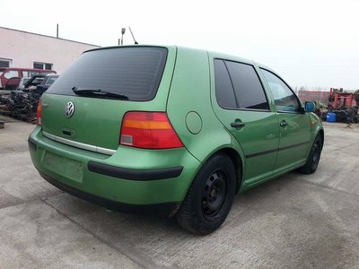 Centuri siguranta fata Volkswagen Golf 4 2000 HATC