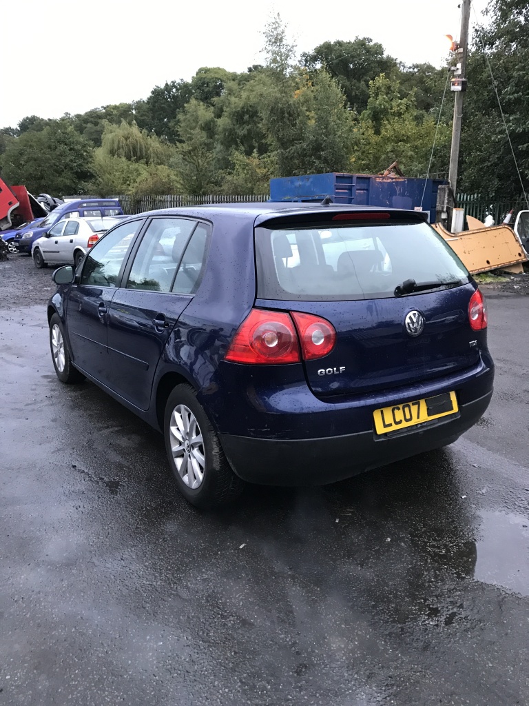 Centuri siguranta fata VW Golf 5 2007 ha