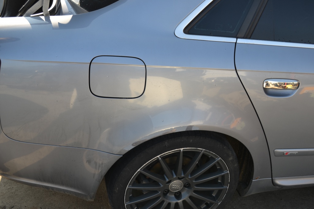 Centuri siguranta spate Audi A4 B7 2006 