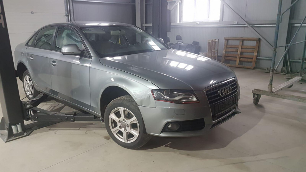 Centuri siguranta spate Audi A4 B8 2010 BERLINA 2.0