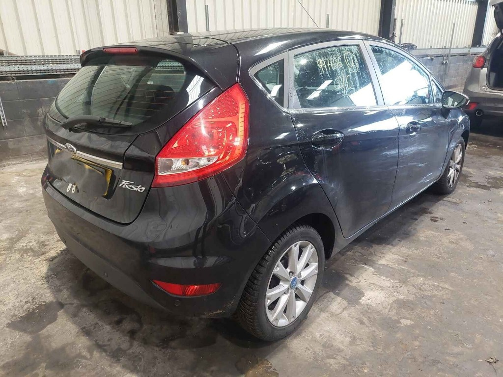 Centuri siguranta spate Ford Fiesta 6 2011 HATCHBACK 1.25 DOHC