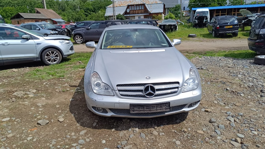 Centuri siguranta spate Mercedes CLS W219 2010 berlina 3.0 Cdi