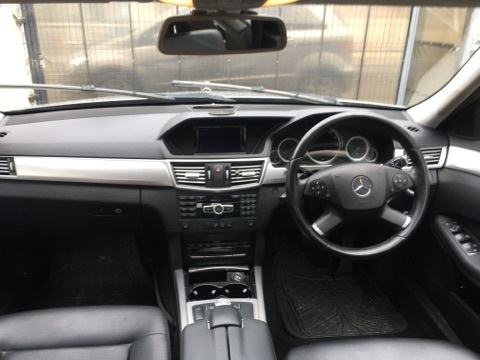 Centuri siguranta spate Mercedes E-Class