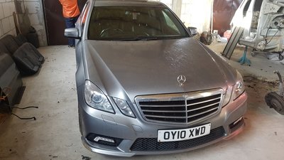 Centuri siguranta spate Mercedes E-CLASS W212 2012