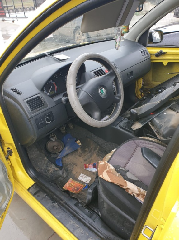 Centuri siguranta spate Skoda Fabia 2007