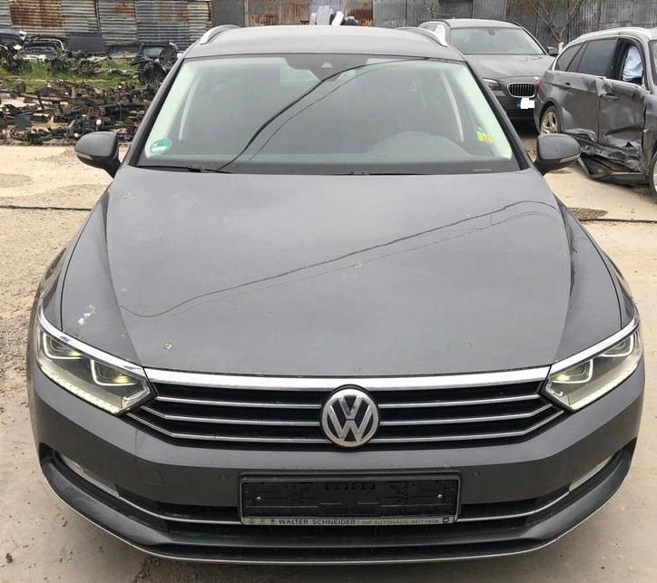 Centuri siguranta spate Volkswagen Passat B8 2017 