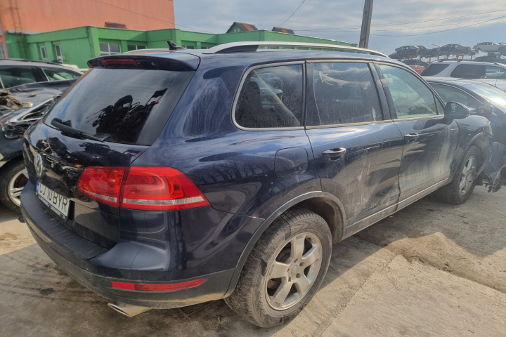 Centuri siguranta spate Volkswagen Touareg 7P 2011 suv 3.0 diesel