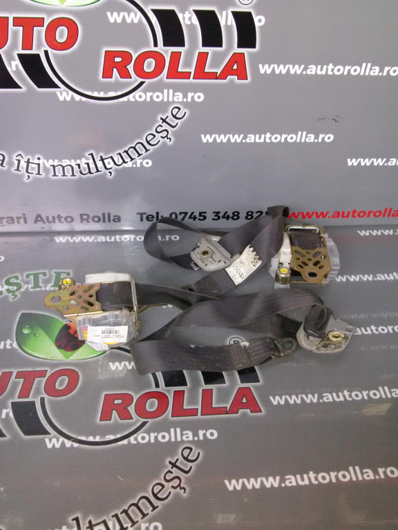 Centuri siguranta Toyota Corolla Verso, an 2005.