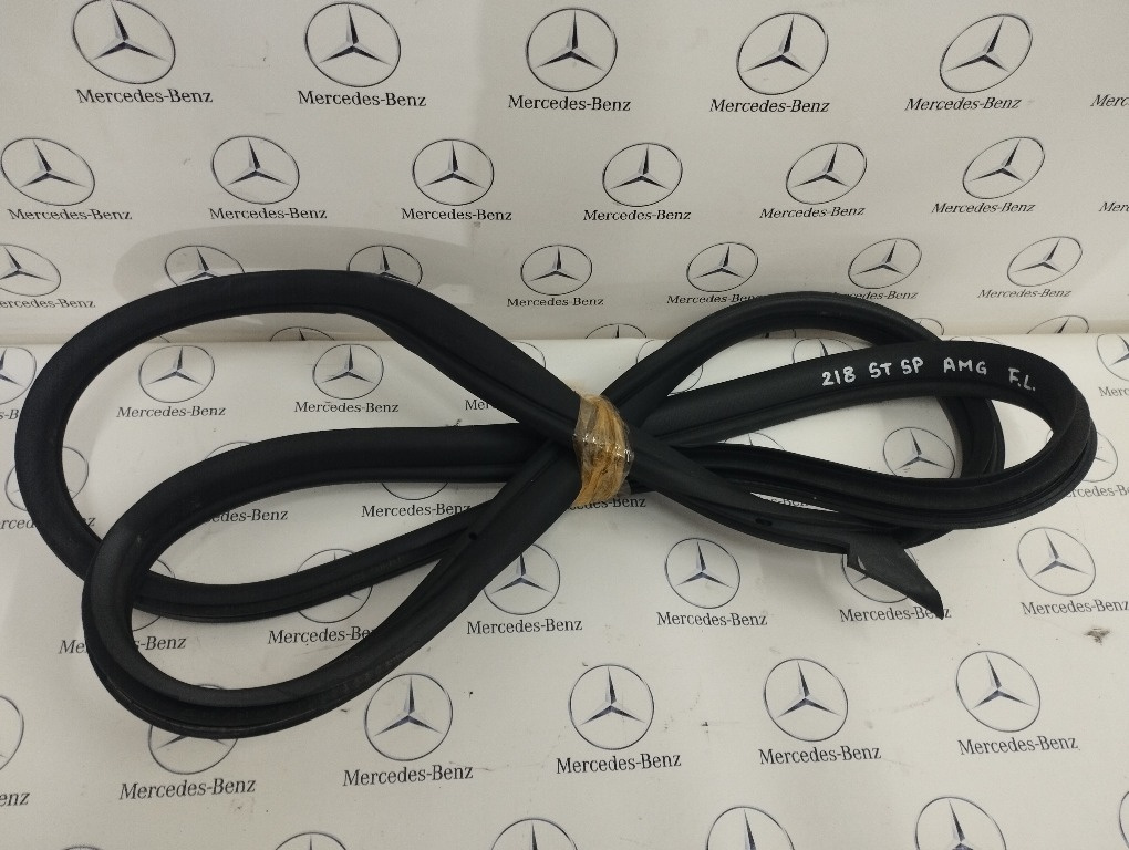 Cheder usa stanga spate Mercedes Benz w218 CLS