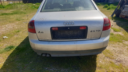 Chedere Audi A6 C5 2003 Berlina 2.5 TDI