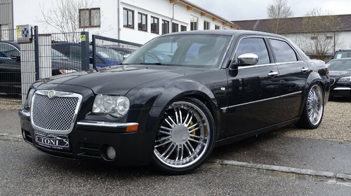 Chedere Chrysler 300C 2010 Berlina 3.0 C