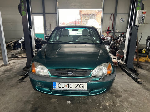 Chedere Ford Fiesta 2000 Hatchback 1,8 tdi