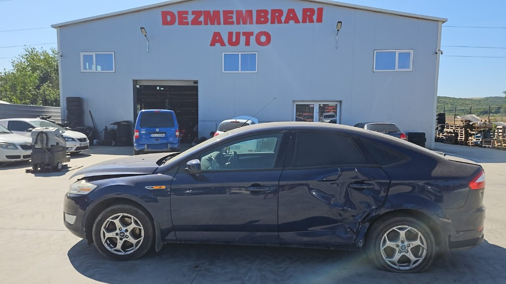 Chedere Ford Mondeo 2010 SEDAN 1.8