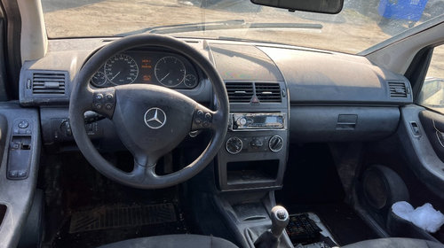 Chedere Mercedes A-Class W169 2007 hatch