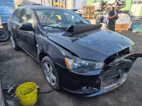 Chedere Mitsubishi Lancer 2009 Hatchback 2.0 di-d