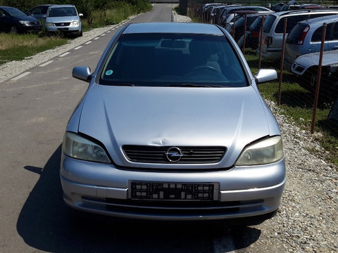 Chedere Opel Astra G 2001 hatchback 1.6