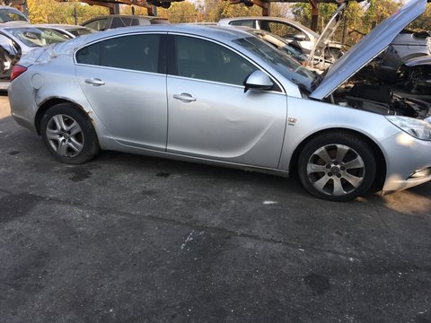 Chedere Opel Insignia A 2010 hatchback 2.0 cdti