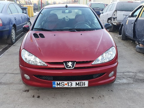 Chedere Peugeot 206 1999 BERLINA CU Haion 1.4 B