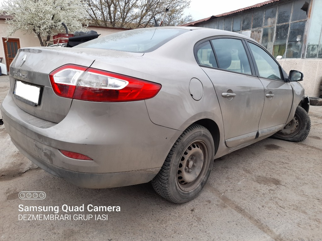 Chedere Renault Fluence 2011 Berlina 1.5
