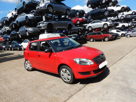 Chedere Skoda Fabia 2 2010 Hatchback 1.2i CHFA