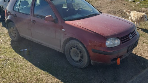 Chedere Volkswagen Golf 4 2002 Hatchback