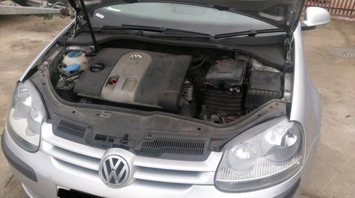 Chedere Volkswagen Golf 5 2004 Hatchback